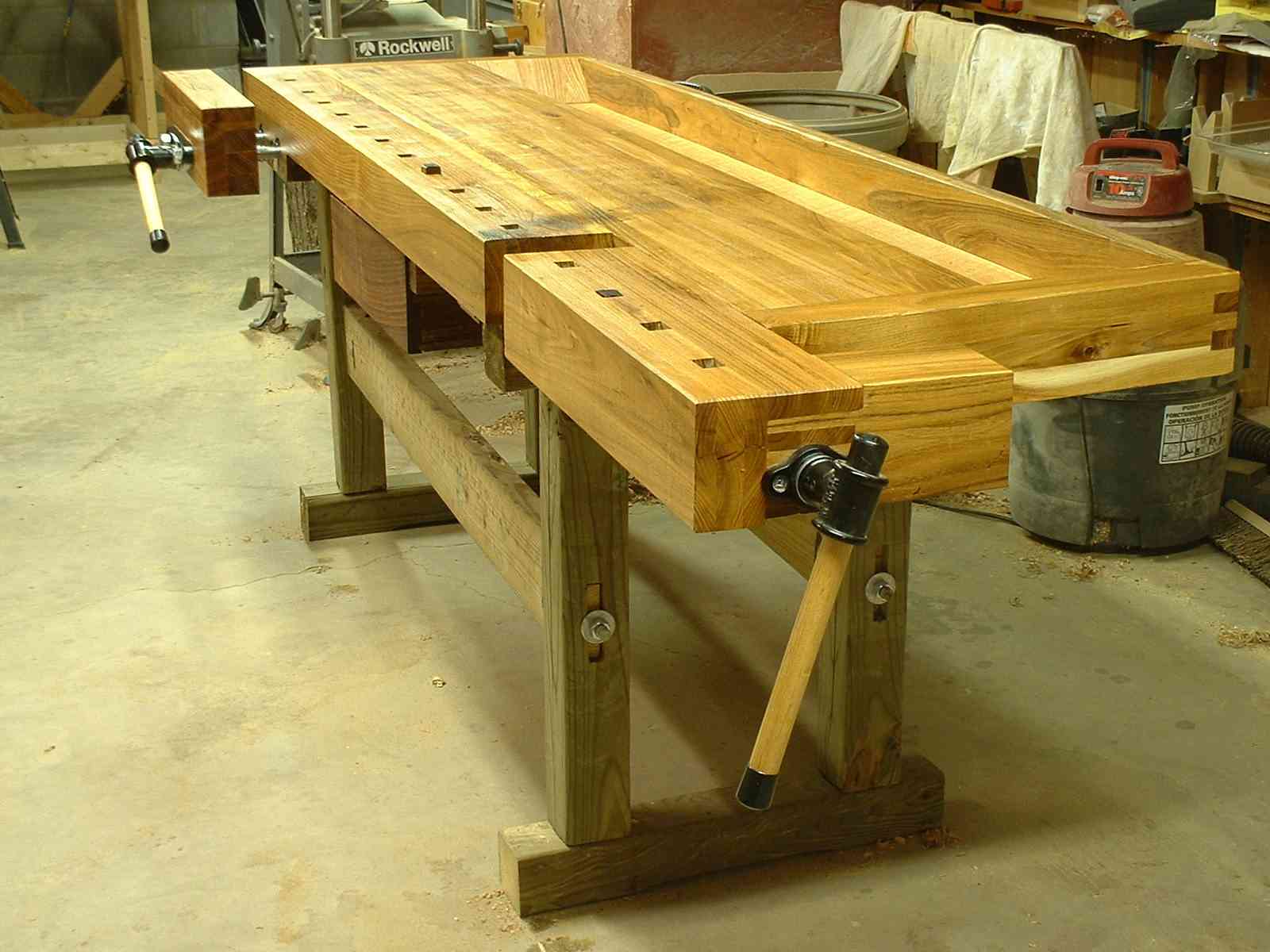 Top 10 Super Easy Tips on Building a Workbench at Home | Mr. RauRauR