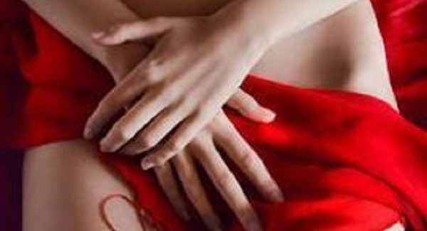 Sex On Period: 10 Ways To Have Great Sex While She’s Menstruating